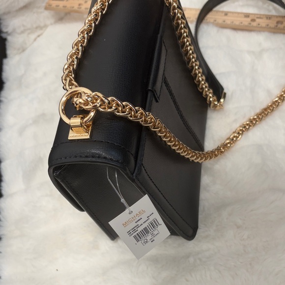 Michael Kors Black Crossbody Bag with Gold Chain - Picture 5 of 6